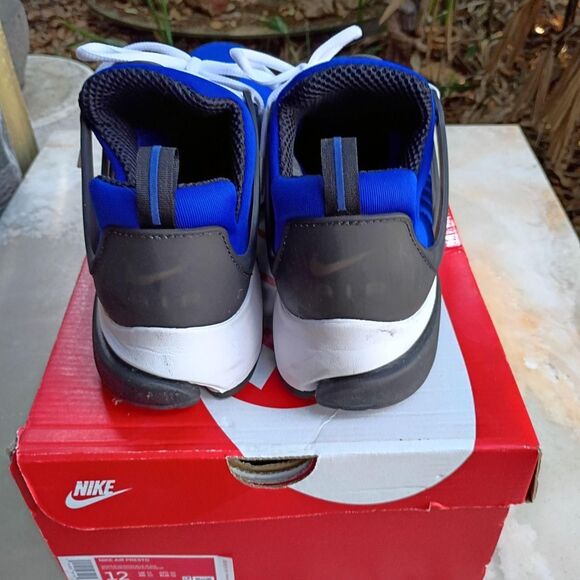 Nike Men\'s Blue and White Presto Trainers main image 5